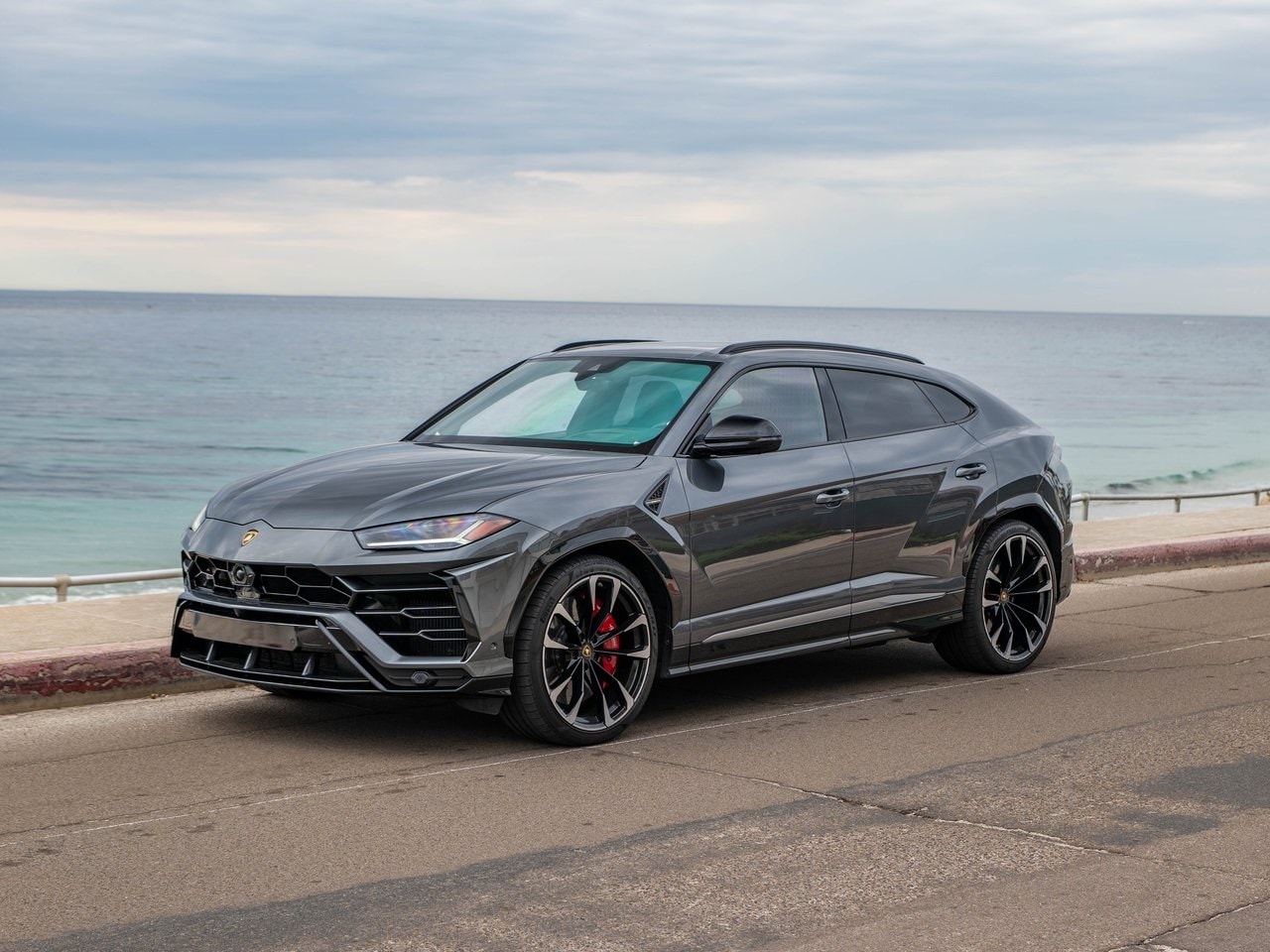 2020 Lamborghini Urus Base's photo