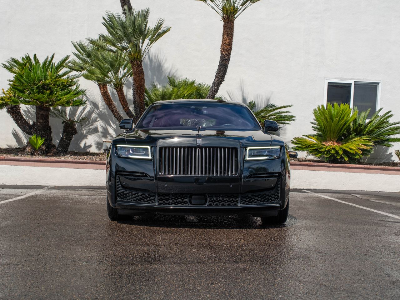 2022 Rolls-Royce Black Badge Ghost . photo 4