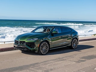 2025 Lamborghini Urus SE SUV