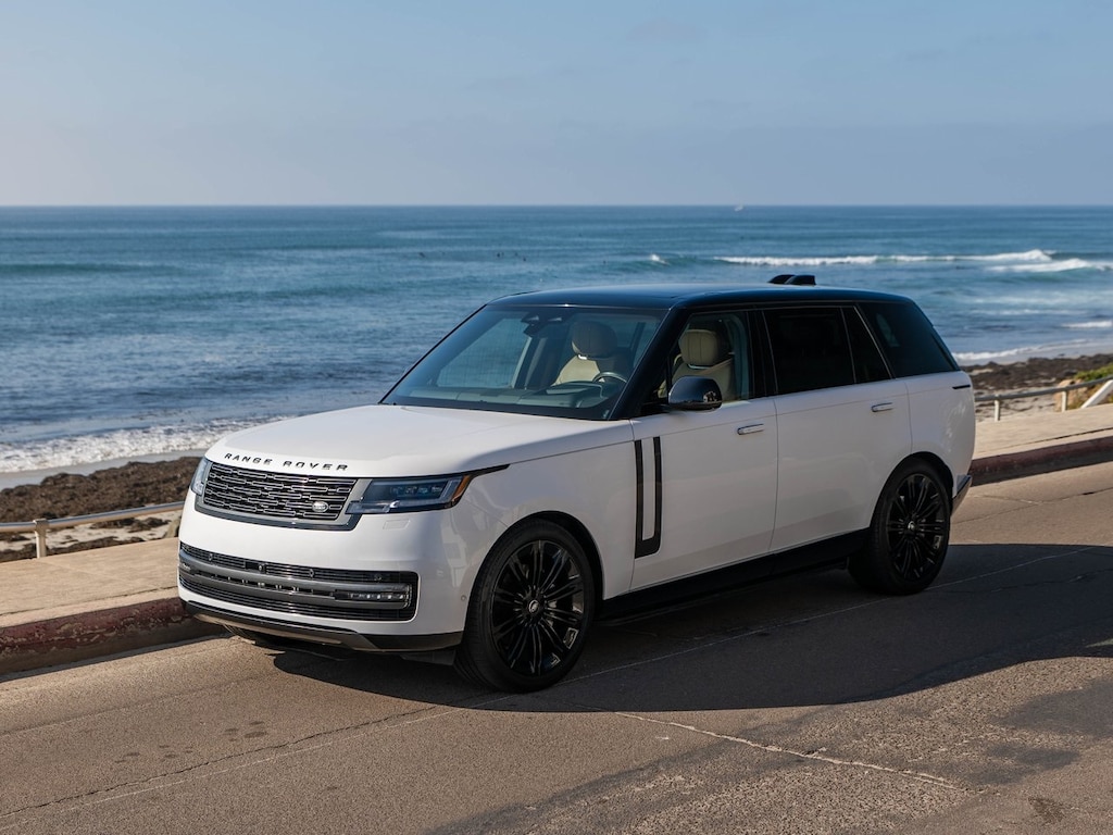 Used 2025 Land Rover Range Rover SE SUV