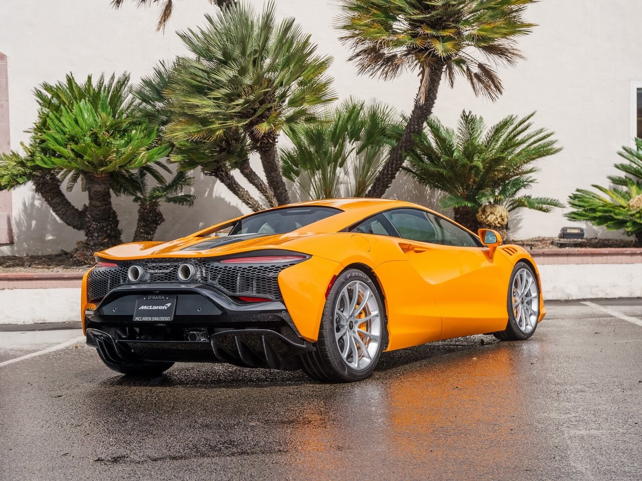 2025 Mclaren ARTURA photo 4