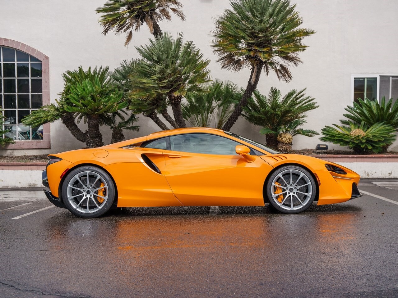 2025 Mclaren ARTURA photo 3