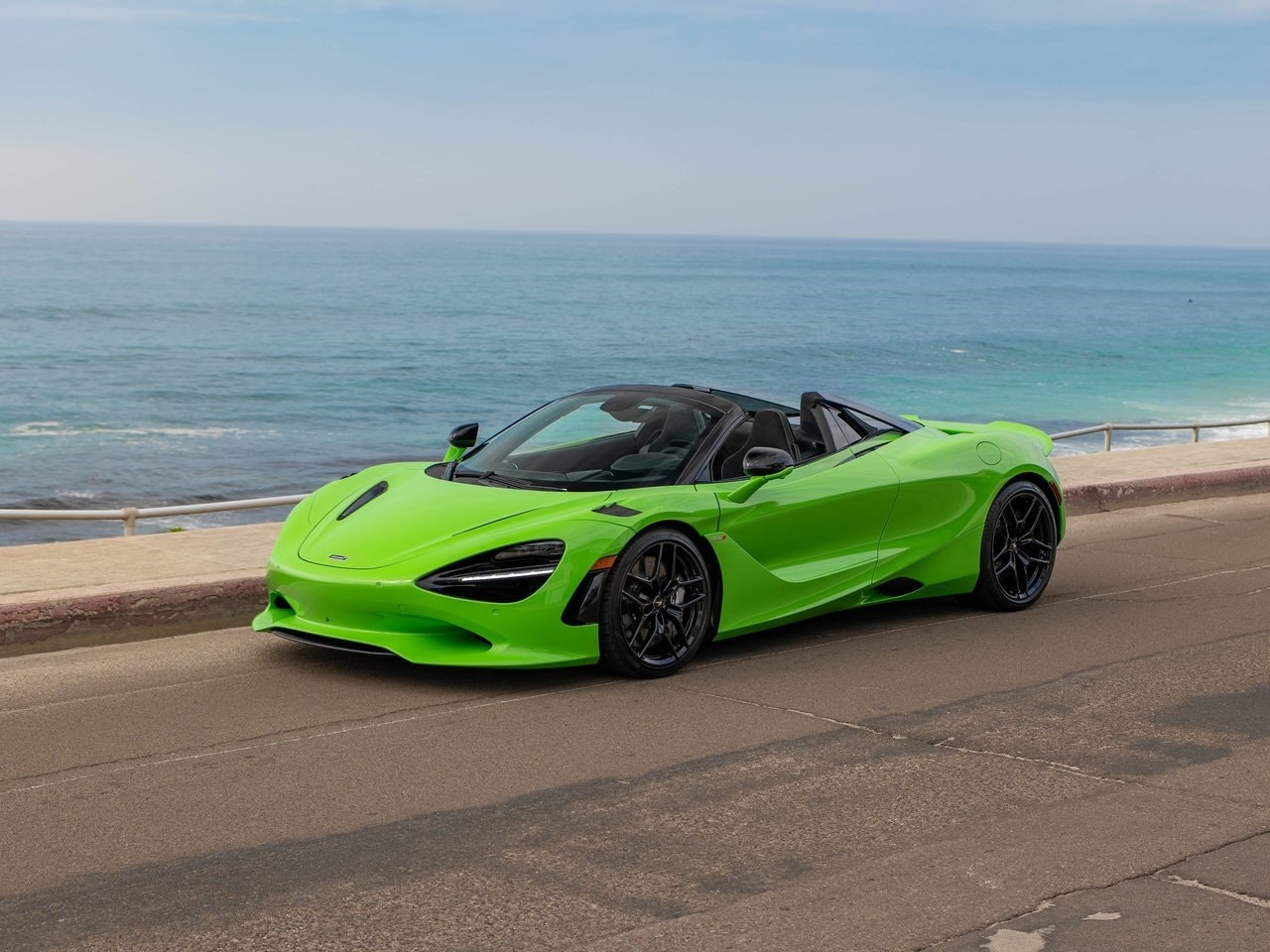 2026 McLaren 750S Base