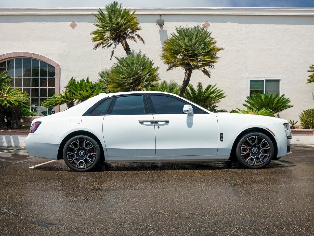 2023 Rolls Royce Ghost Black Badge photo 3