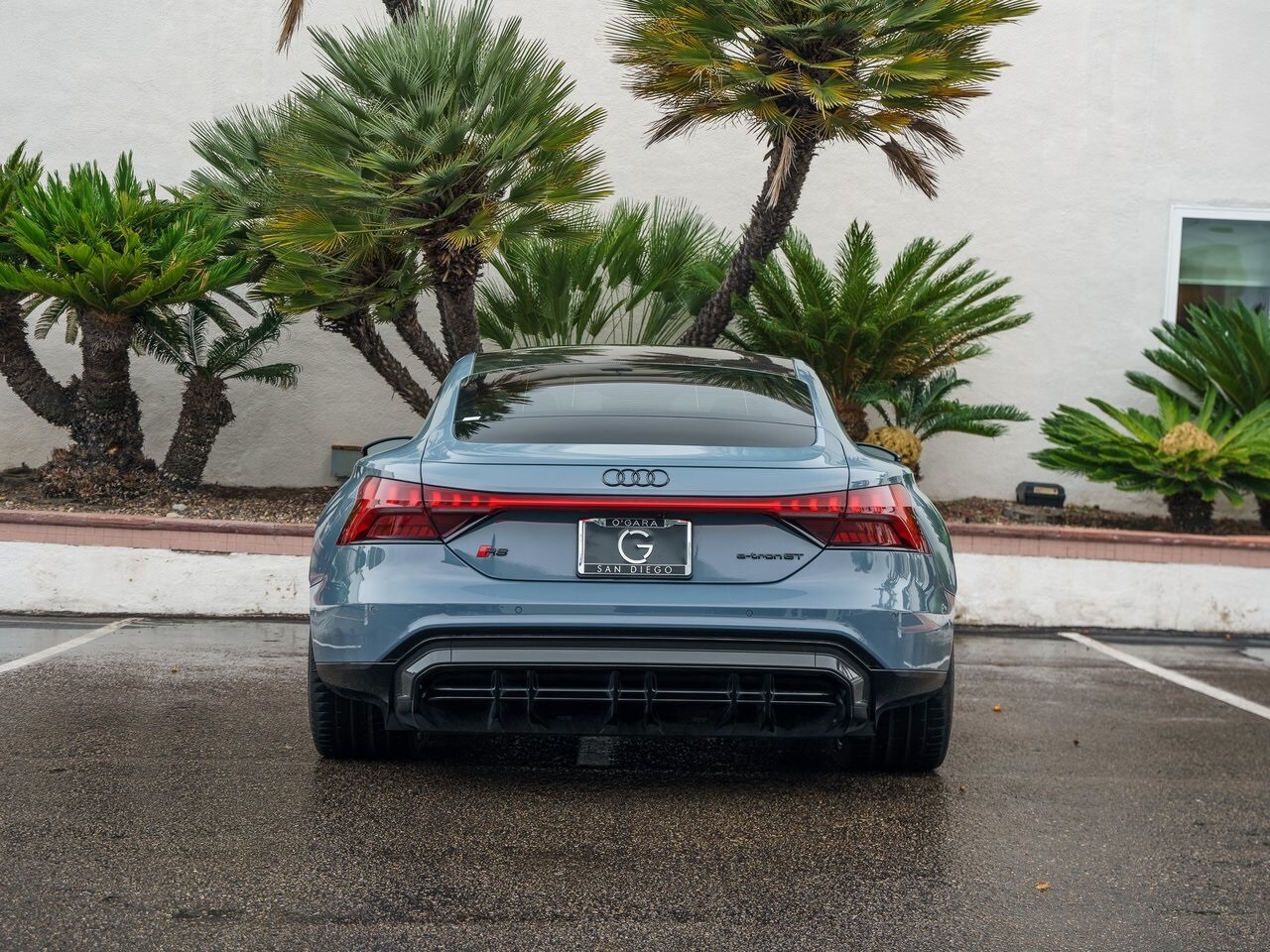 2022 Audi RS e-tron GT Base photo 4