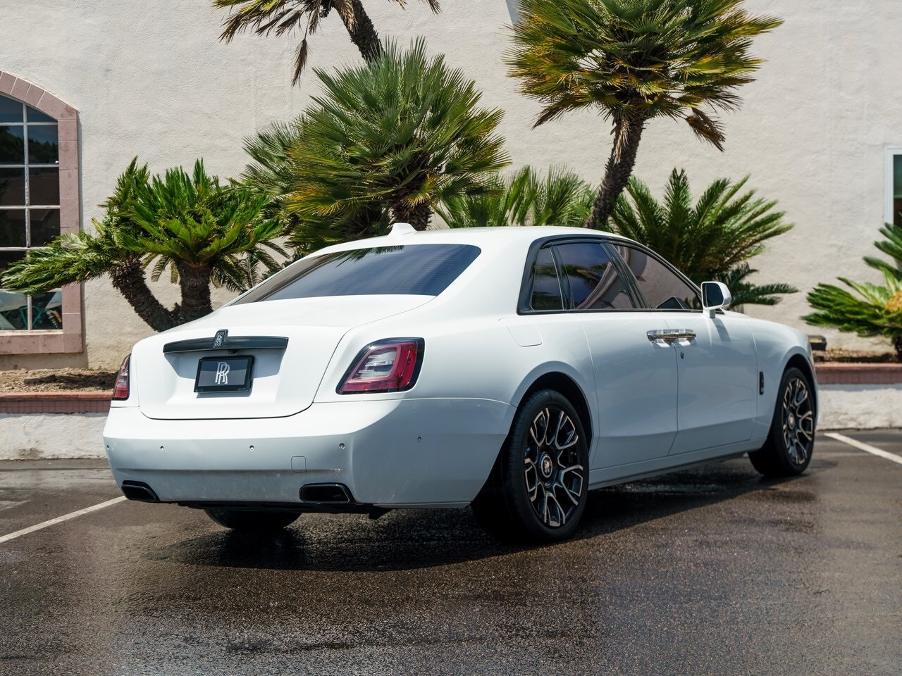 2023 Rolls Royce Ghost Black Badge photo 2