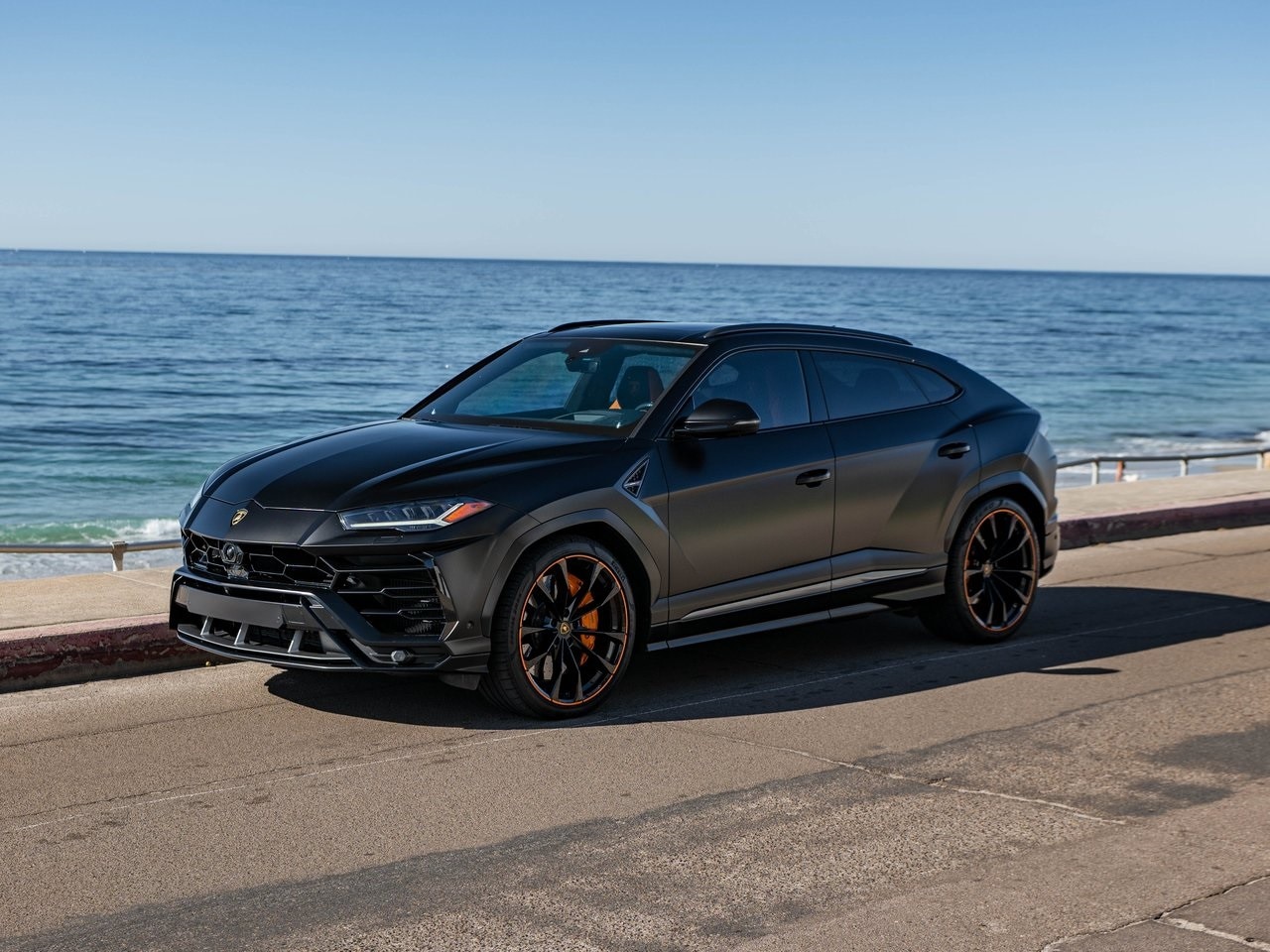 2022 Lamborghini Urus Graphic Capsule's photo