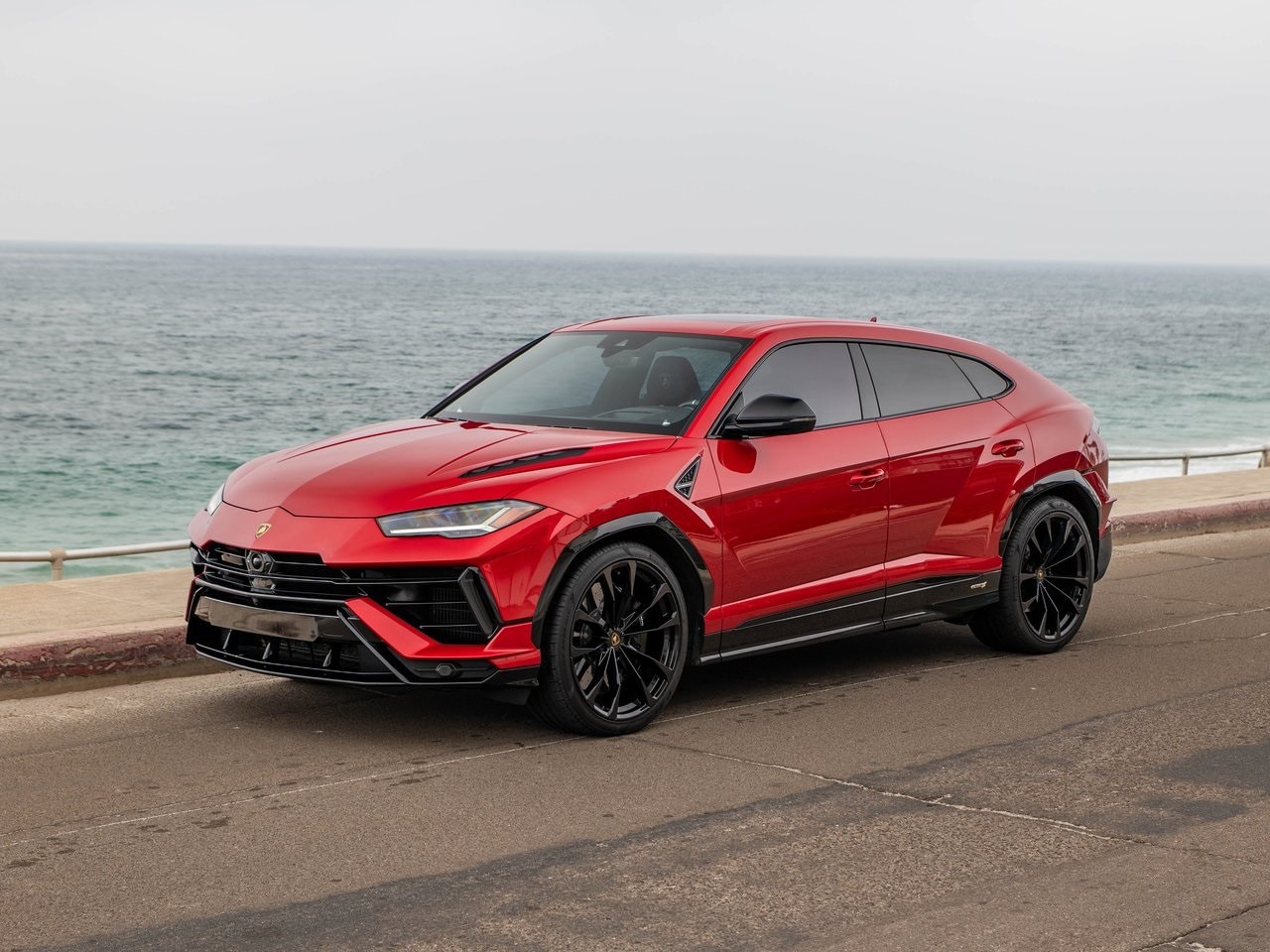 2024 Lamborghini Urus S's photo