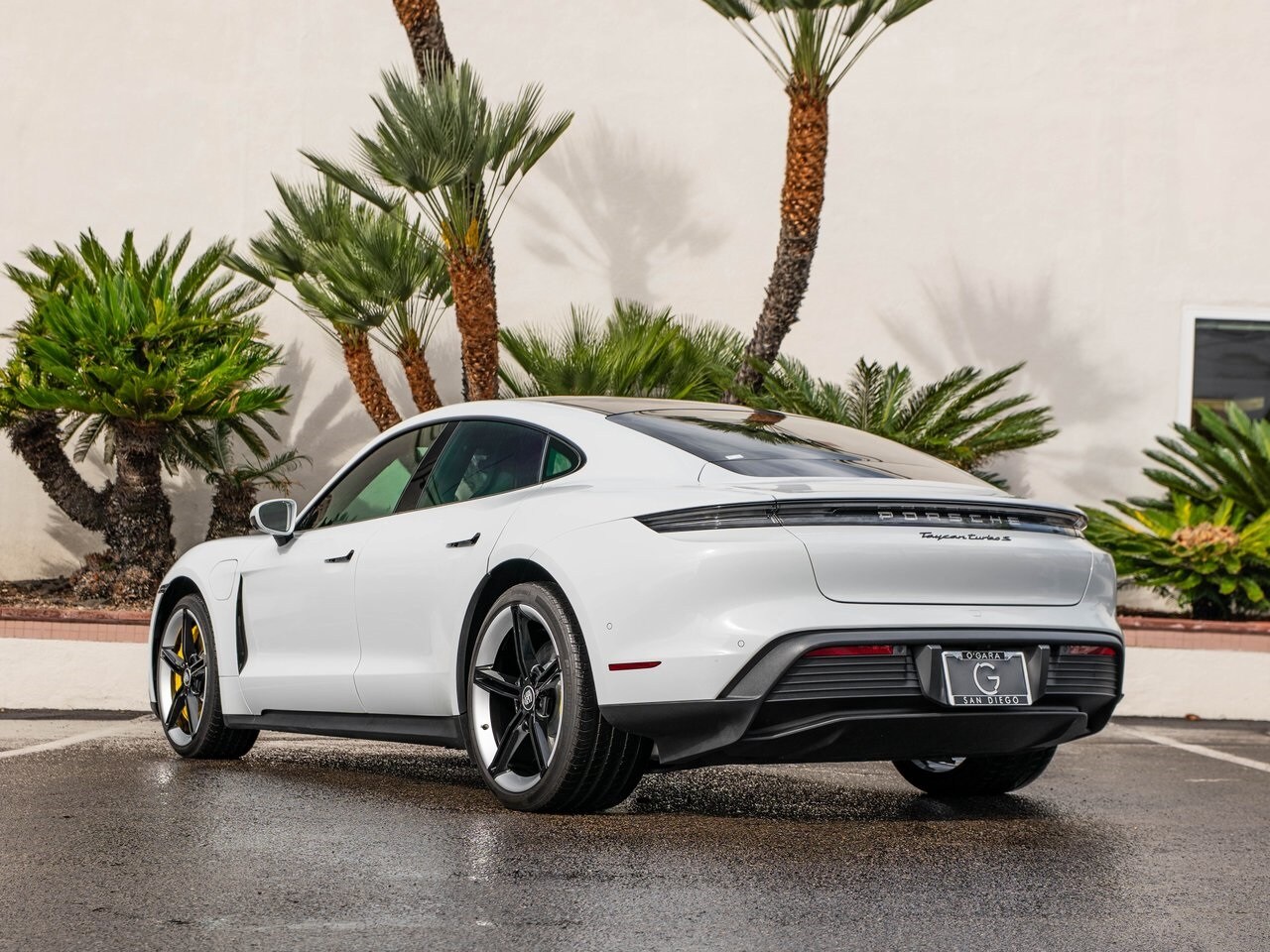 2020 Porsche Taycan 4S photo 2