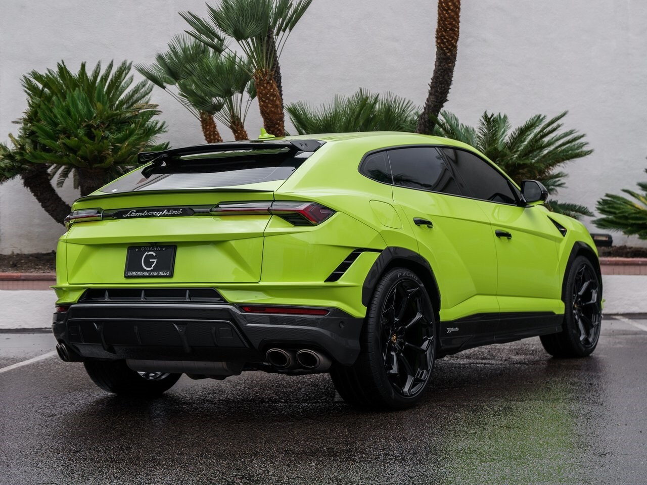 2024 Lamborghini Urus Performante photo 3