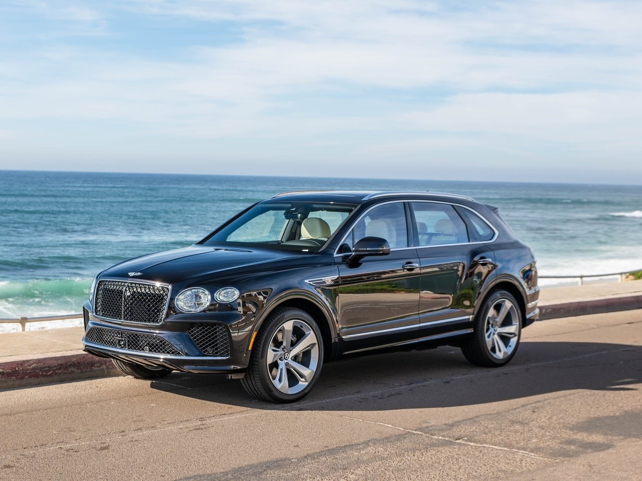 2025 Bentley Bentayga's photo