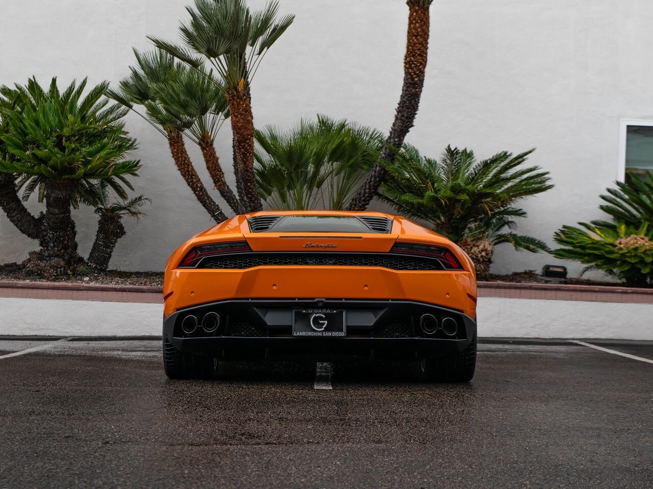 2015 Lamborghini Huracan Coupe photo 4