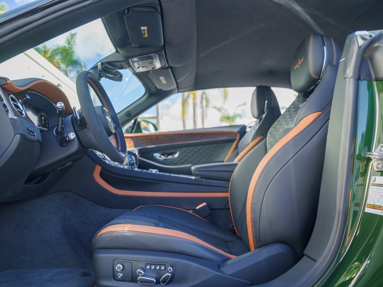 2025 Bentley Continental GTC Speed photo 2