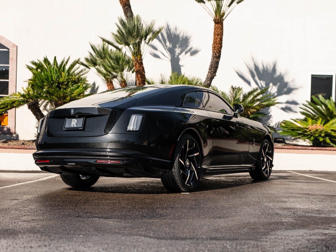 2026 Rolls Royce Spectre photo 2