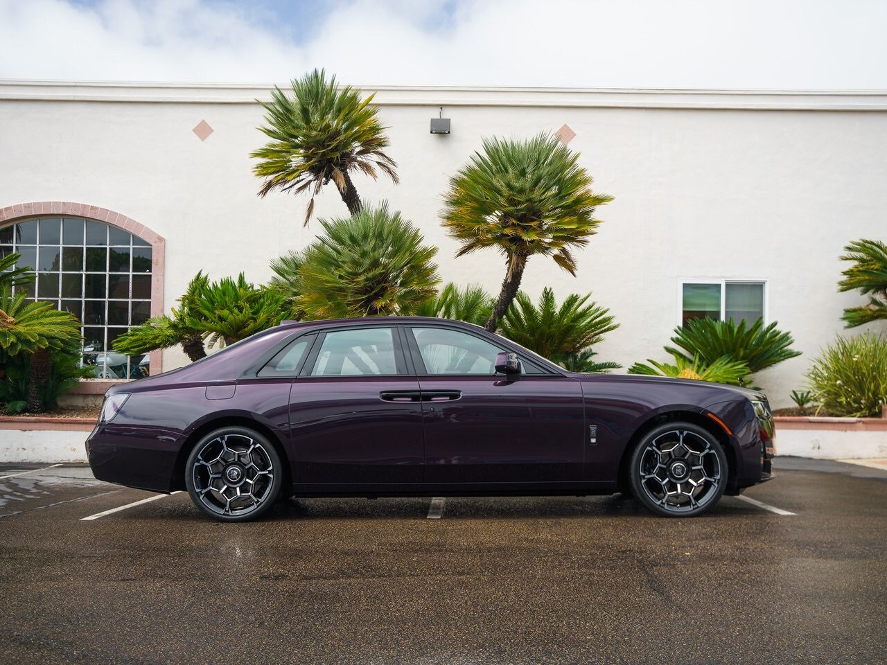 2025 Rolls Royce Ghost Black Badge photo 3