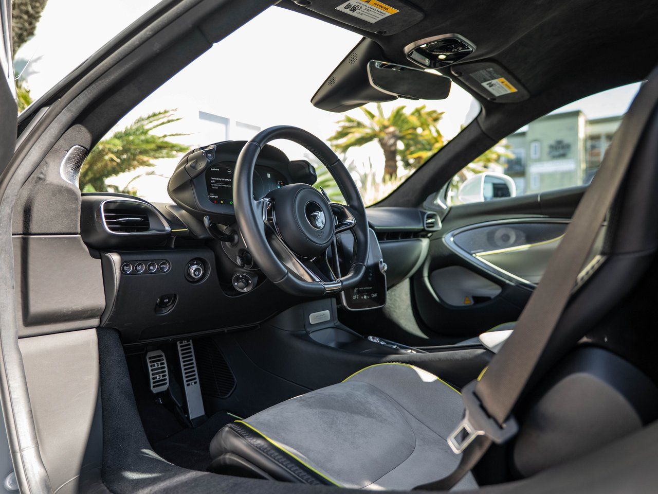 2023 Mclaren Artura Vision photo 3