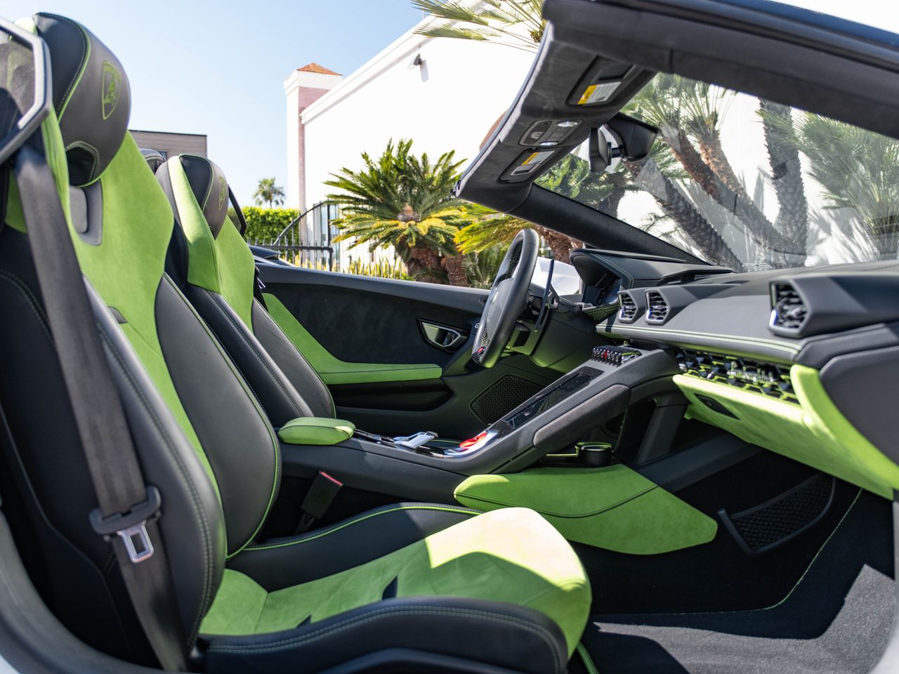 2023 Lamborghini Huracan EVO photo 3