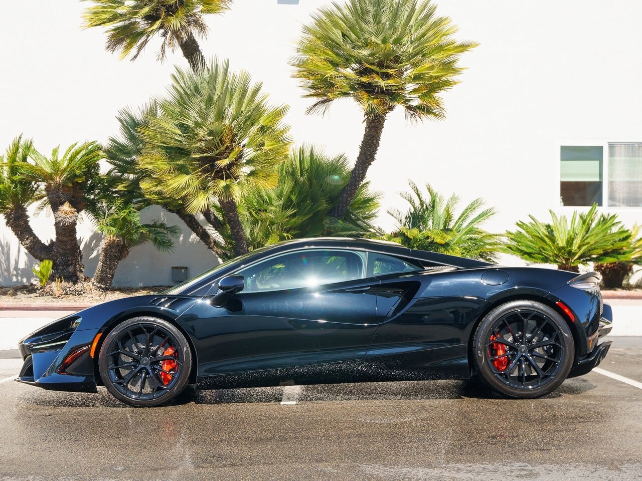 2025 Mclaren ARTURA photo 3