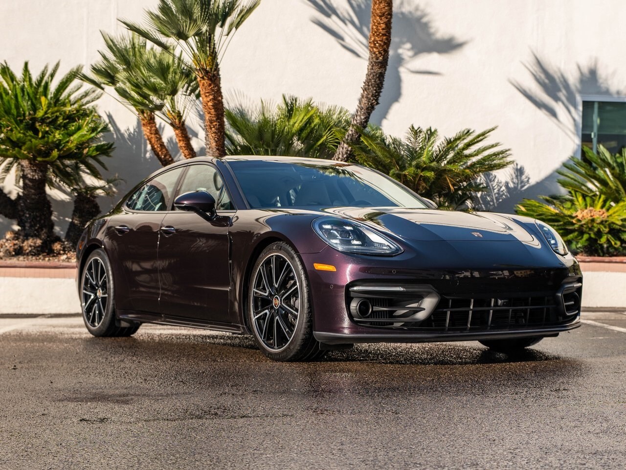 2021 Porsche Panamera 4 photo 2