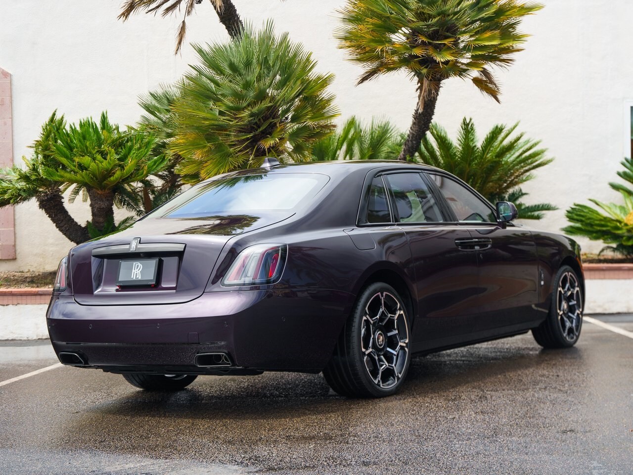 2025 Rolls Royce Ghost Black Badge photo 2