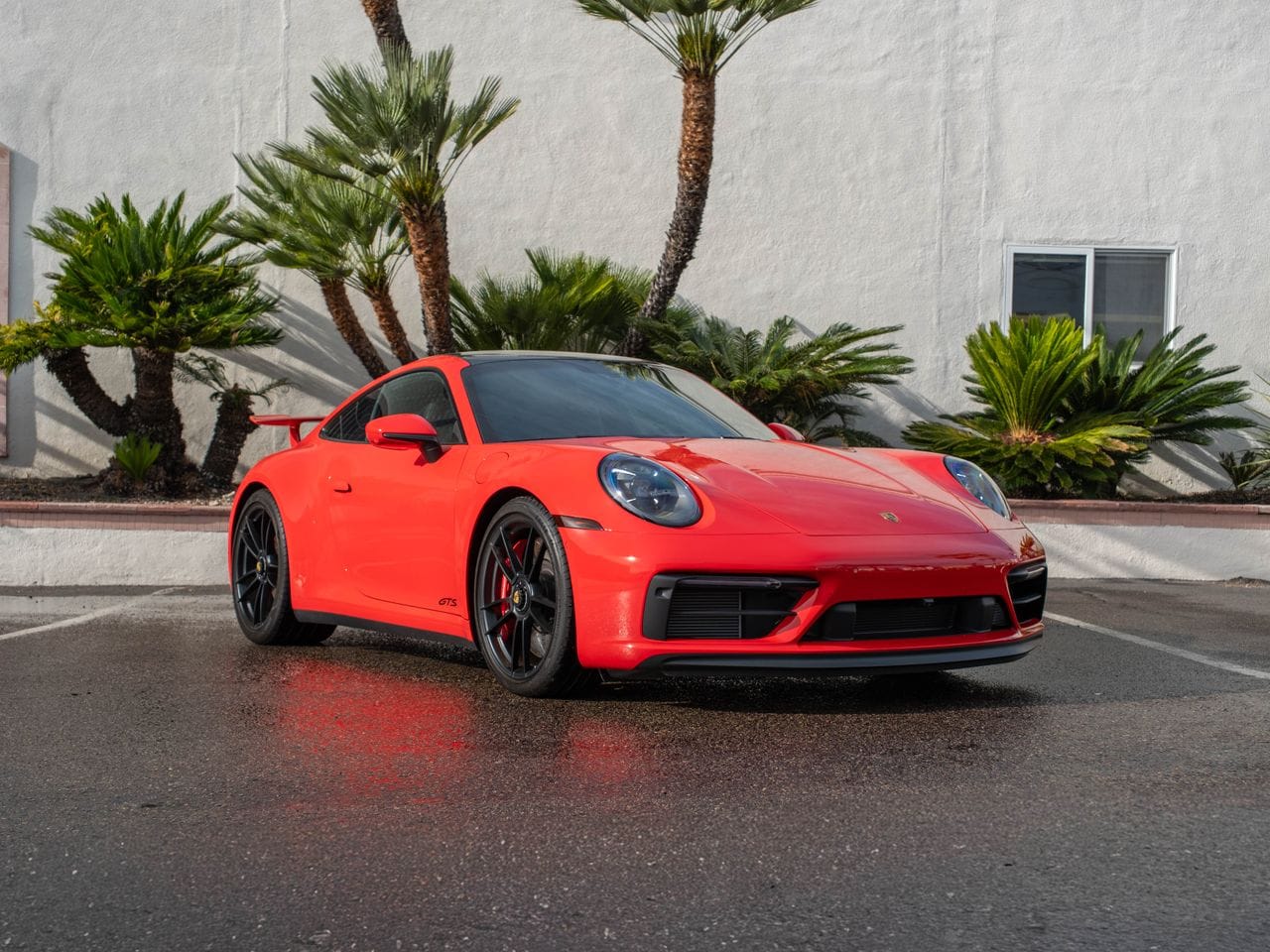 2024 Porsche 911 Carrera 4 GTS photo 2