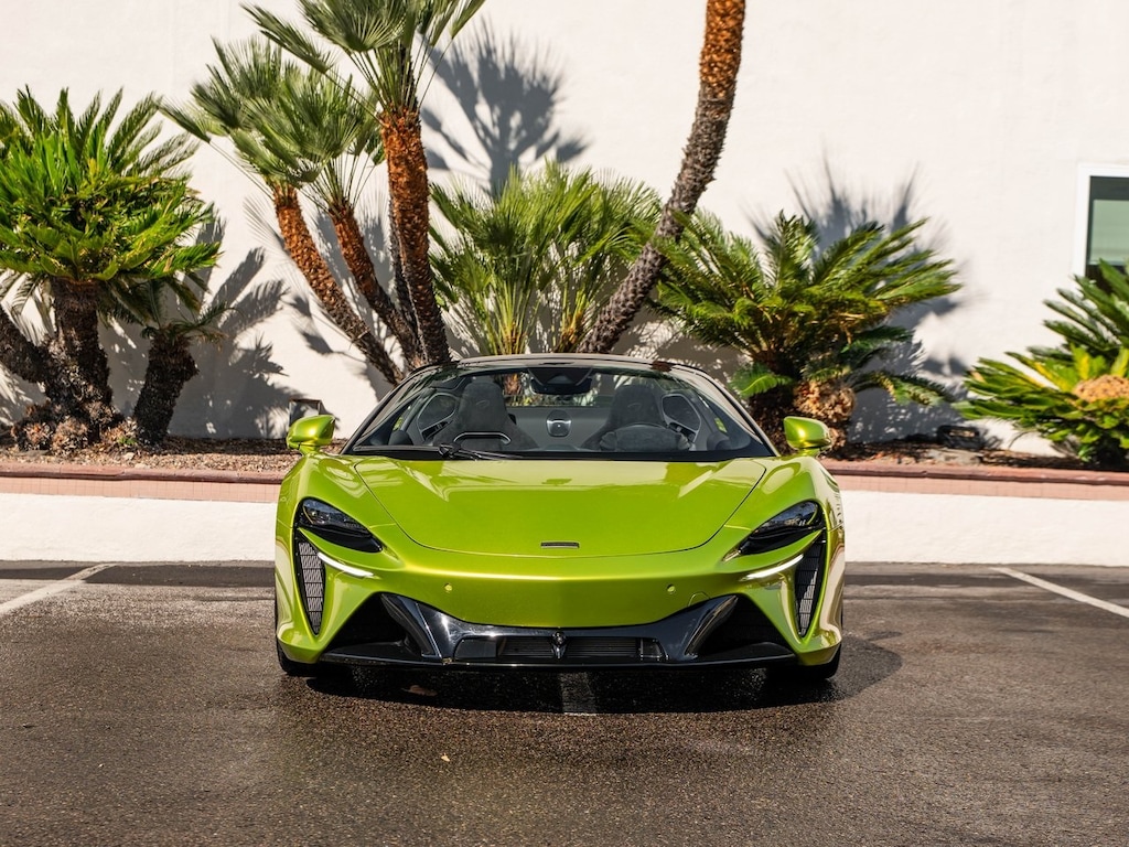 Used 2025 McLaren Artura Coupe