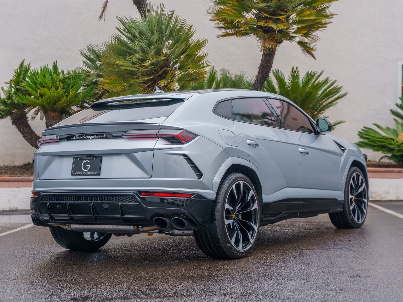 2022 Lamborghini Urus photo 4