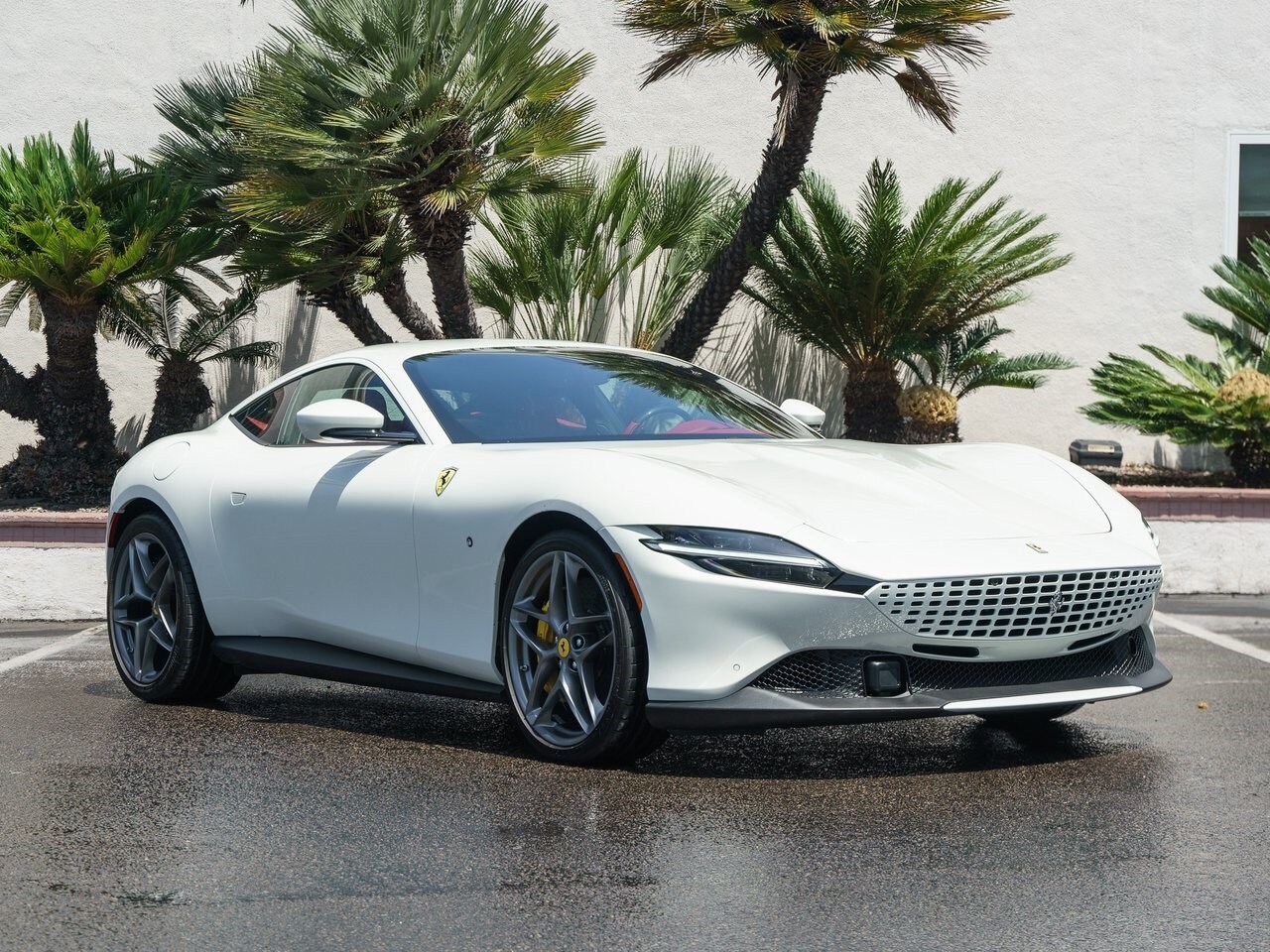 2023 Ferrari Roma photo 3