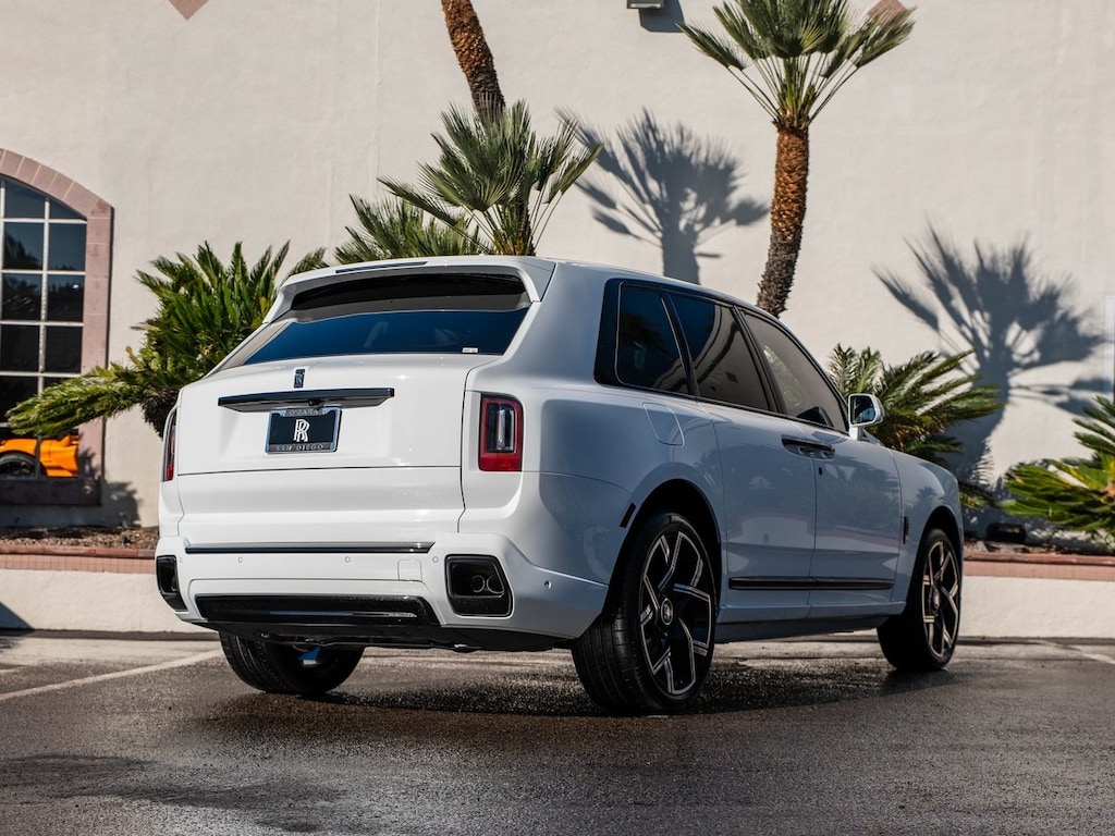 New 2026 Rolls-Royce Black Badge Cullinan