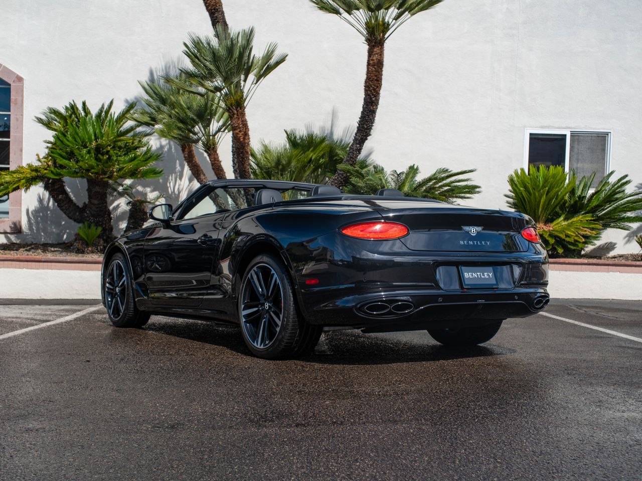 2024 Bentley Continental GT V8 S photo 2