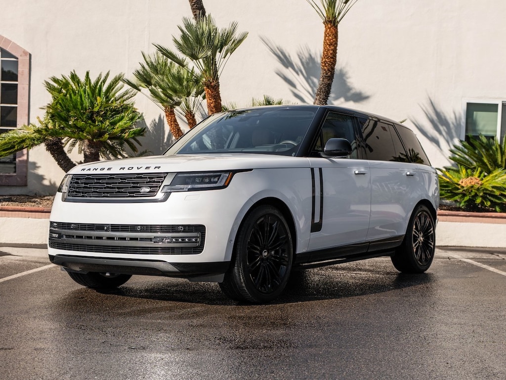 Used 2025 Land Rover Range Rover SE SUV