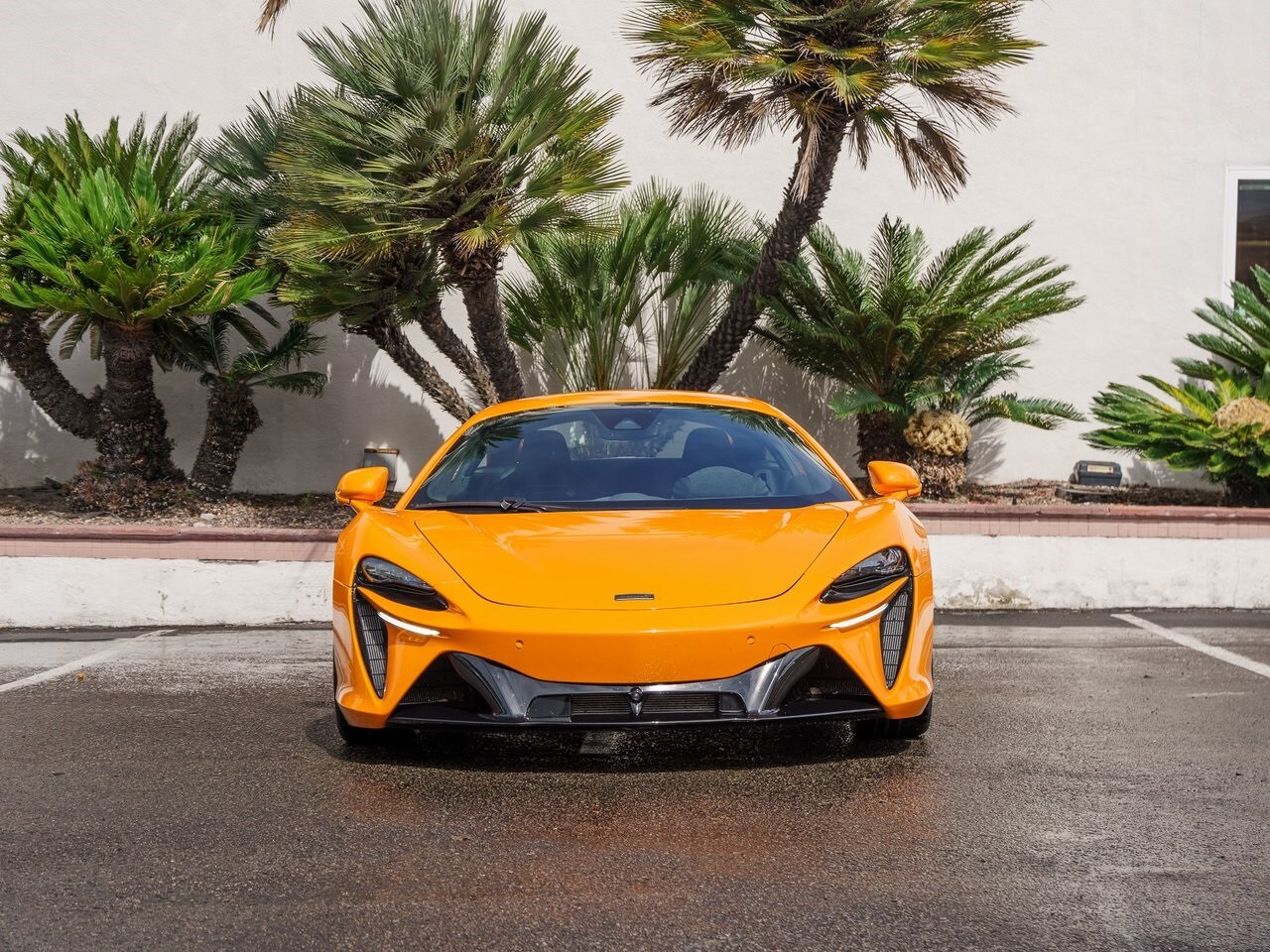 2025 Mclaren ARTURA photo 2