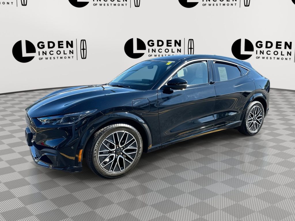 2024 Ford Mustang-Mach-e Premium's photo