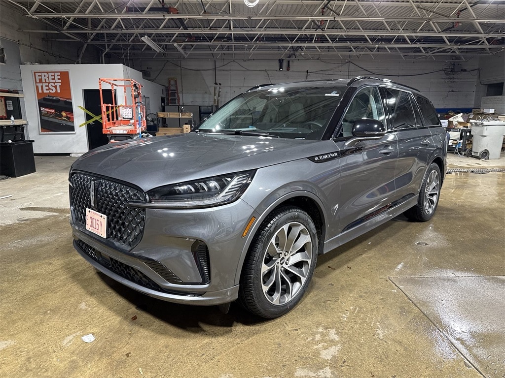 2025 Lincoln Aviator Premiere's photo