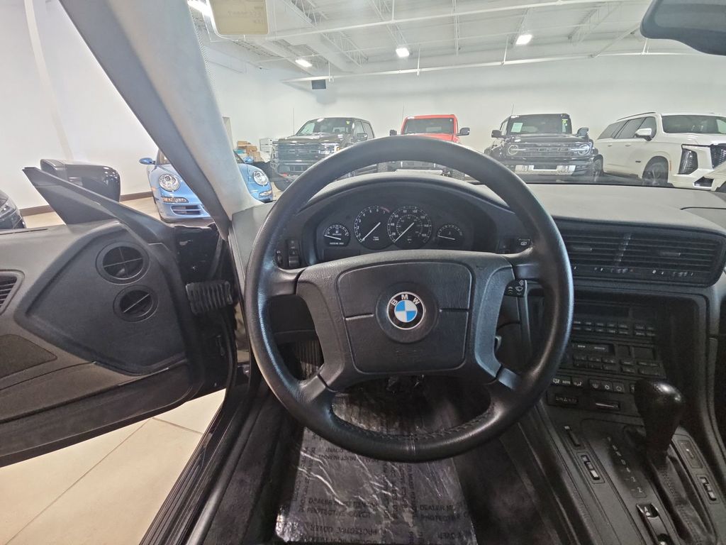1995 BMW 8 Series - Photo 11