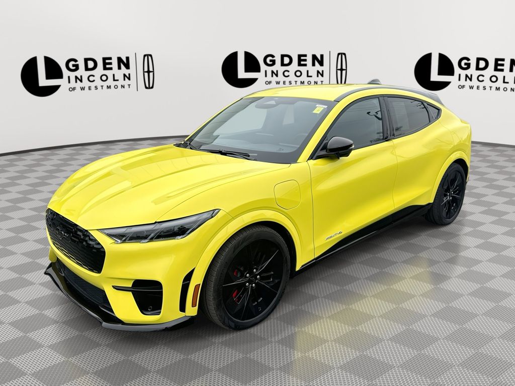2025 Ford Mustang-Mach-e GT's photo
