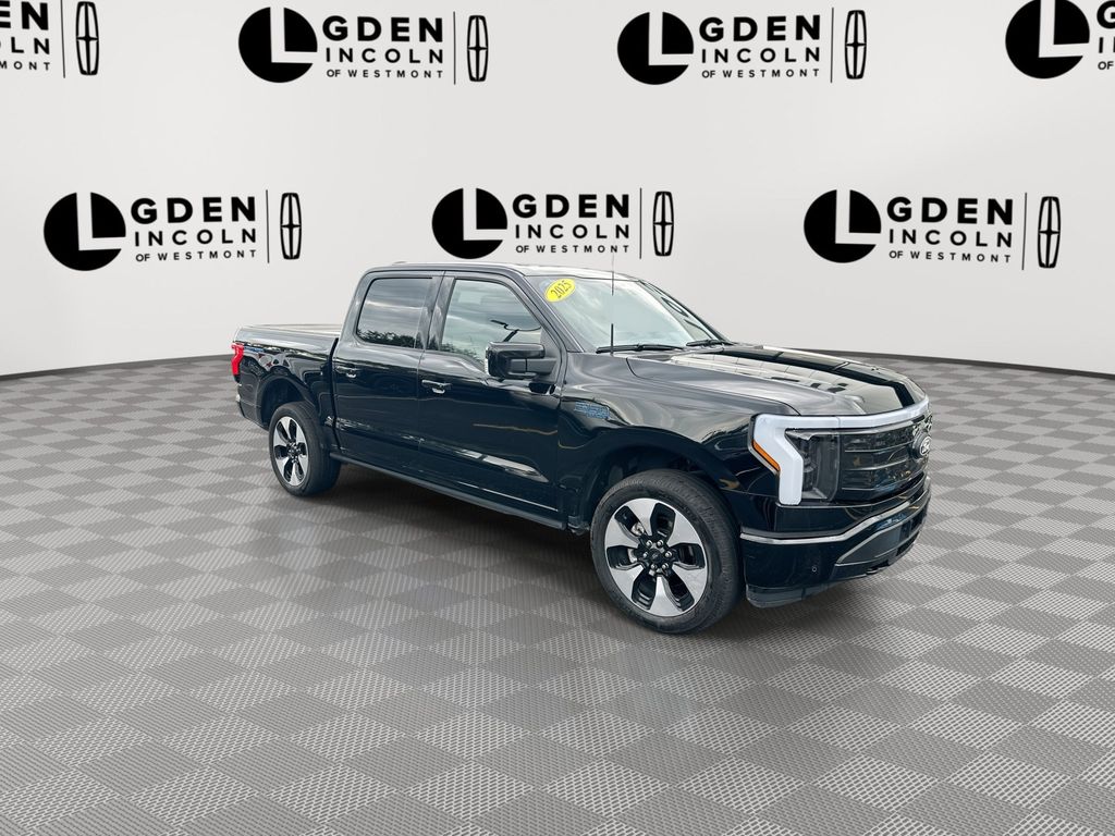 Used 2025 Ford F-150 Lightning Platinum with VIN 1FT6W7L7XSWG05895 for sale in Westmont, IL