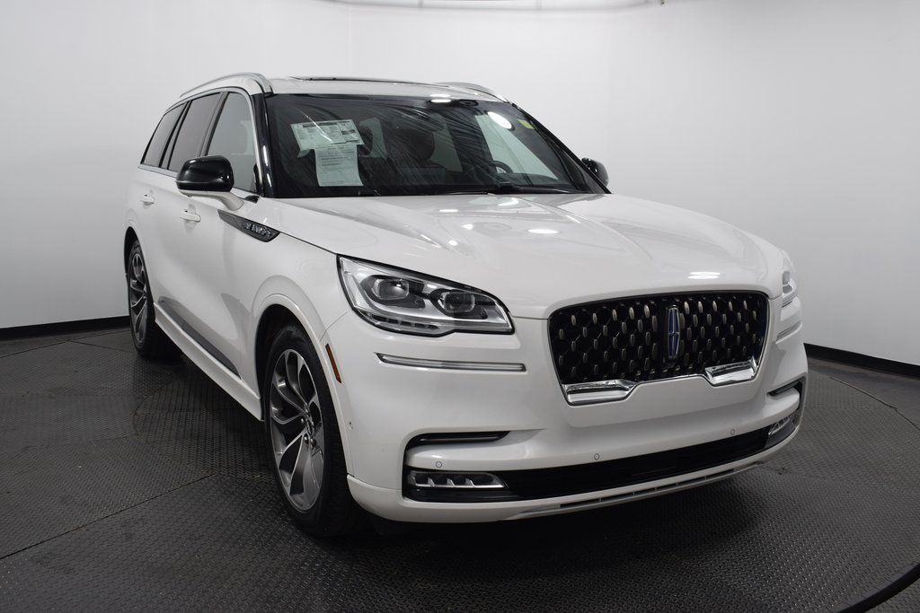 Used 2020 Lincoln Aviator Grand Touring with VIN 5LMYJ8XY1LGL00631 for sale in Westmont, IL