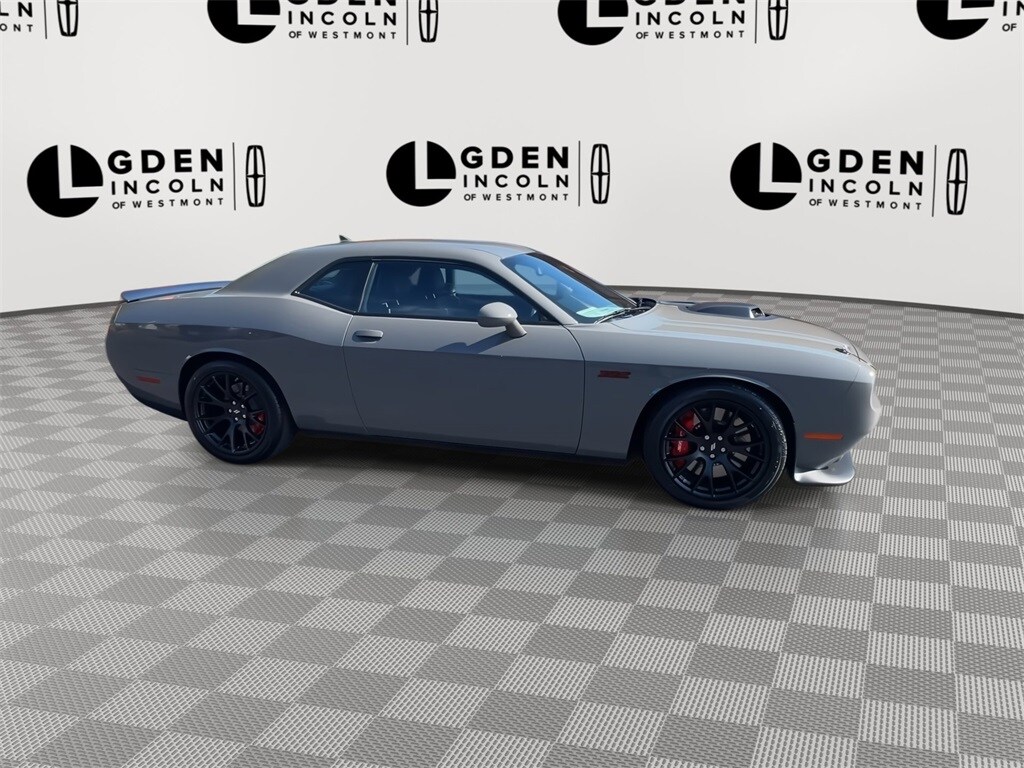 2023 Dodge Challenger R/T Scat Pack photo 2