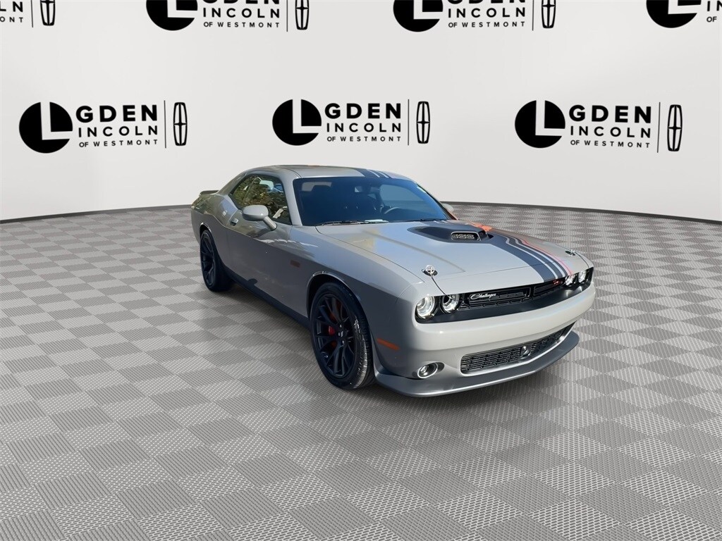 2023 Dodge Challenger R/T Scat Pack photo 3