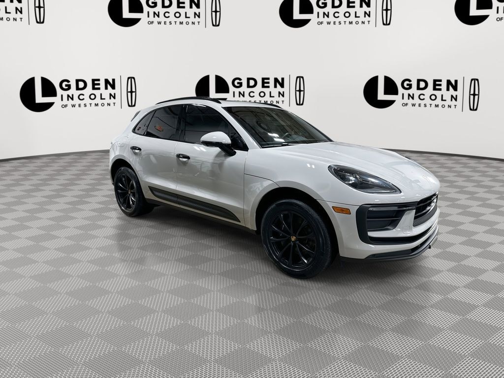 Used 2022 Porsche Macan Base SUV