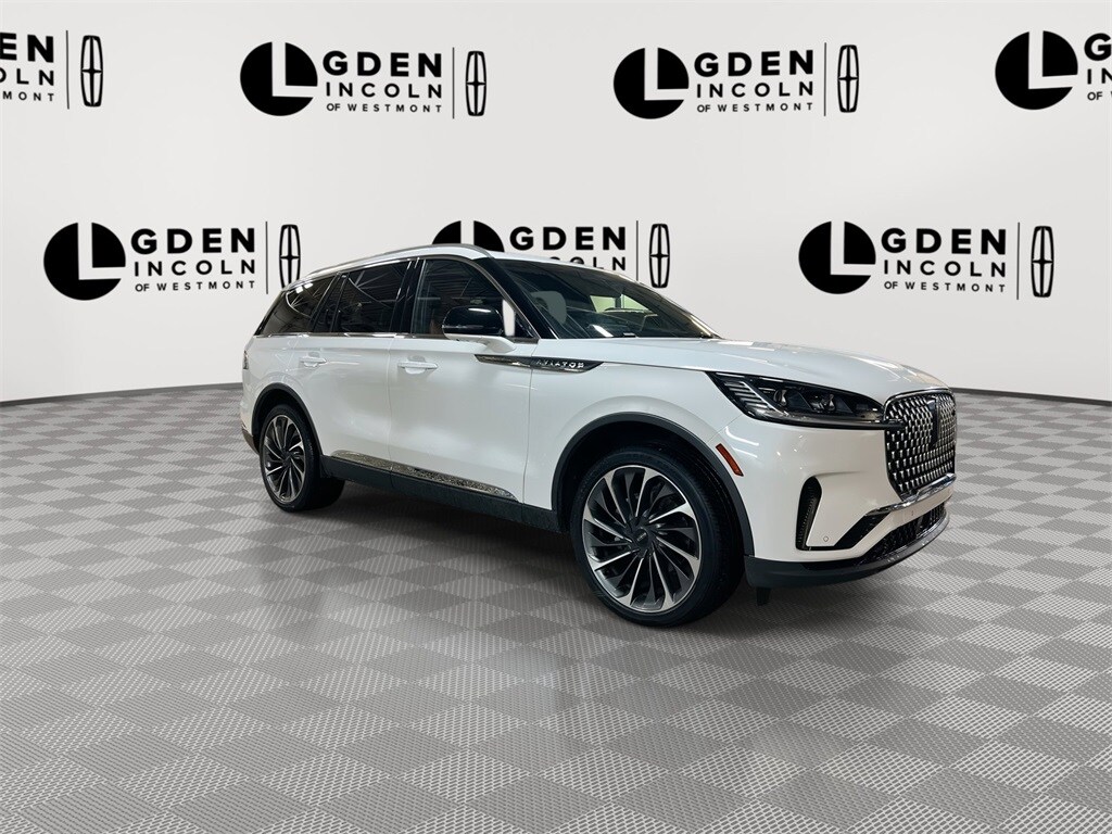 2025 Lincoln Aviator Reserve photo 2
