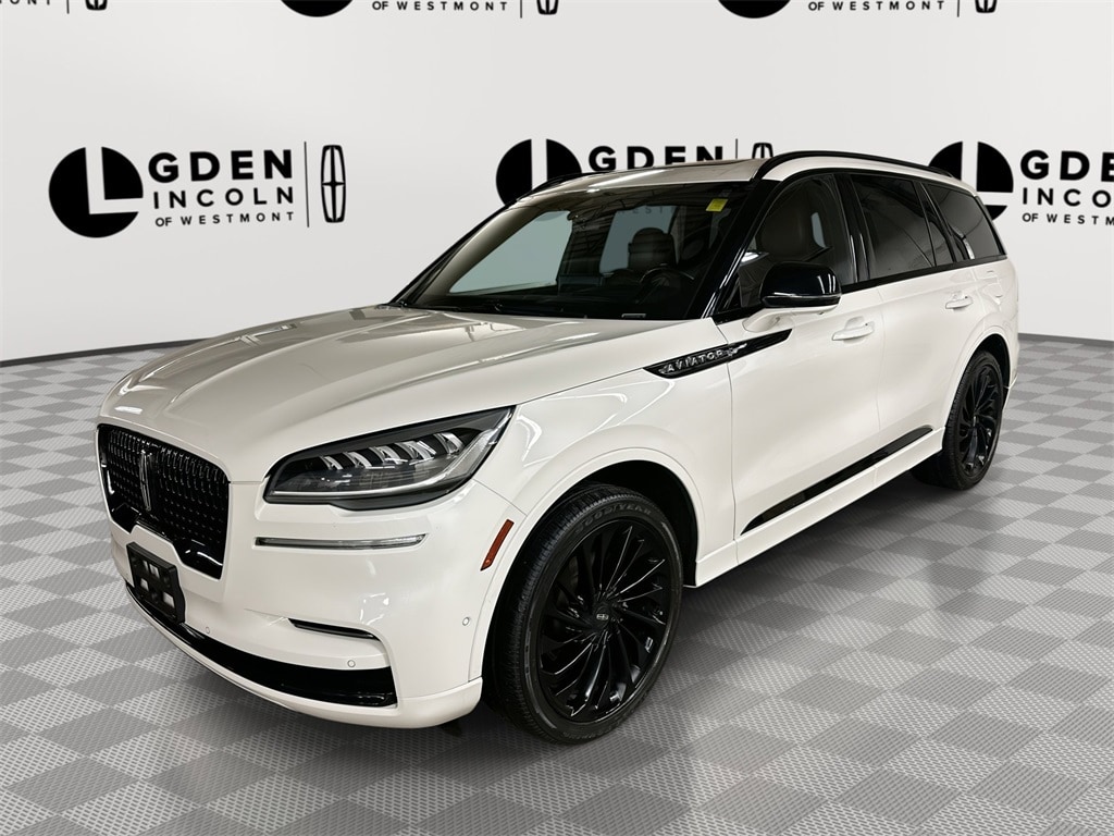 2022 Lincoln Aviator Reserve's photo