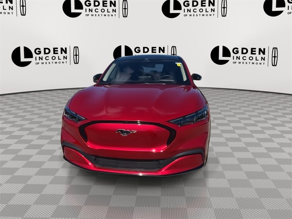 2024 Ford Mustang Mach-E Premium photo 3