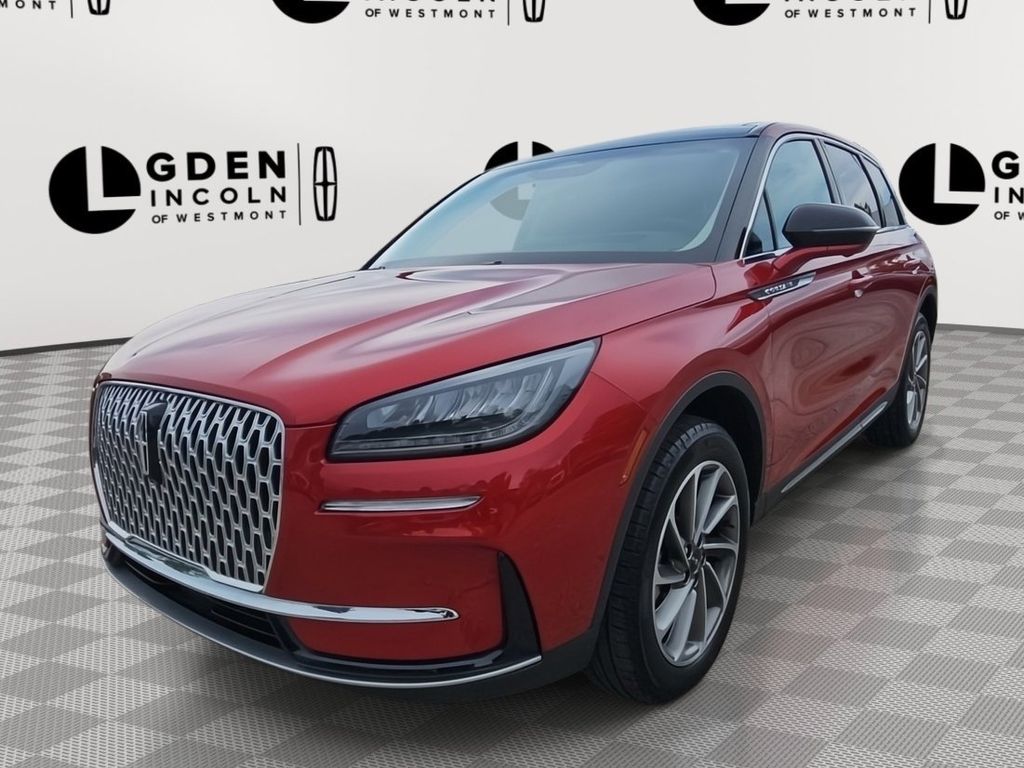 2023 Lincoln Corsair Base