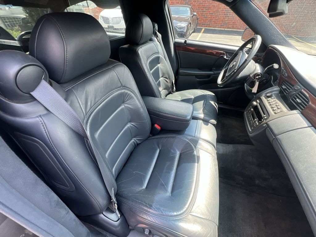 Used 2002 Cadillac Deville For Sale at Ogden Lincoln of Westmont