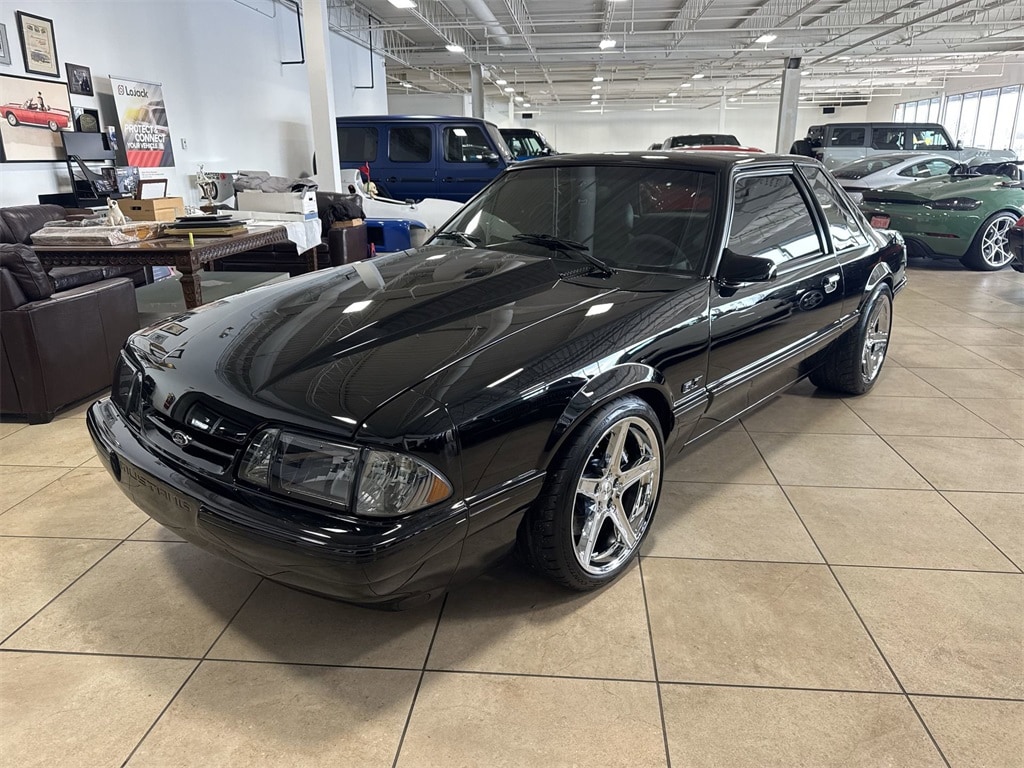 1988 Ford Mustang's photo