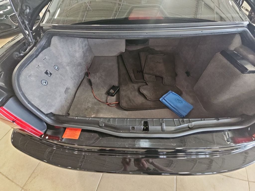 1995 BMW 8 Series - Photo 20