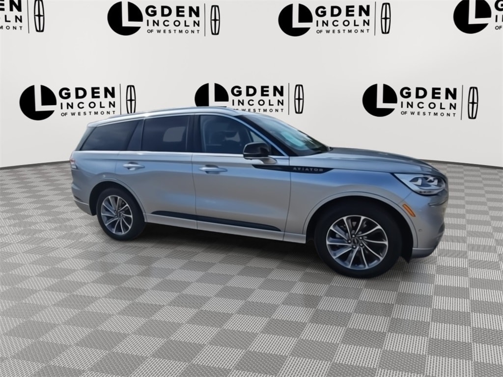 Used 2020 Lincoln Aviator Grand Touring with VIN 5LMYJ8XY0LGL33944 for sale in Westmont, IL