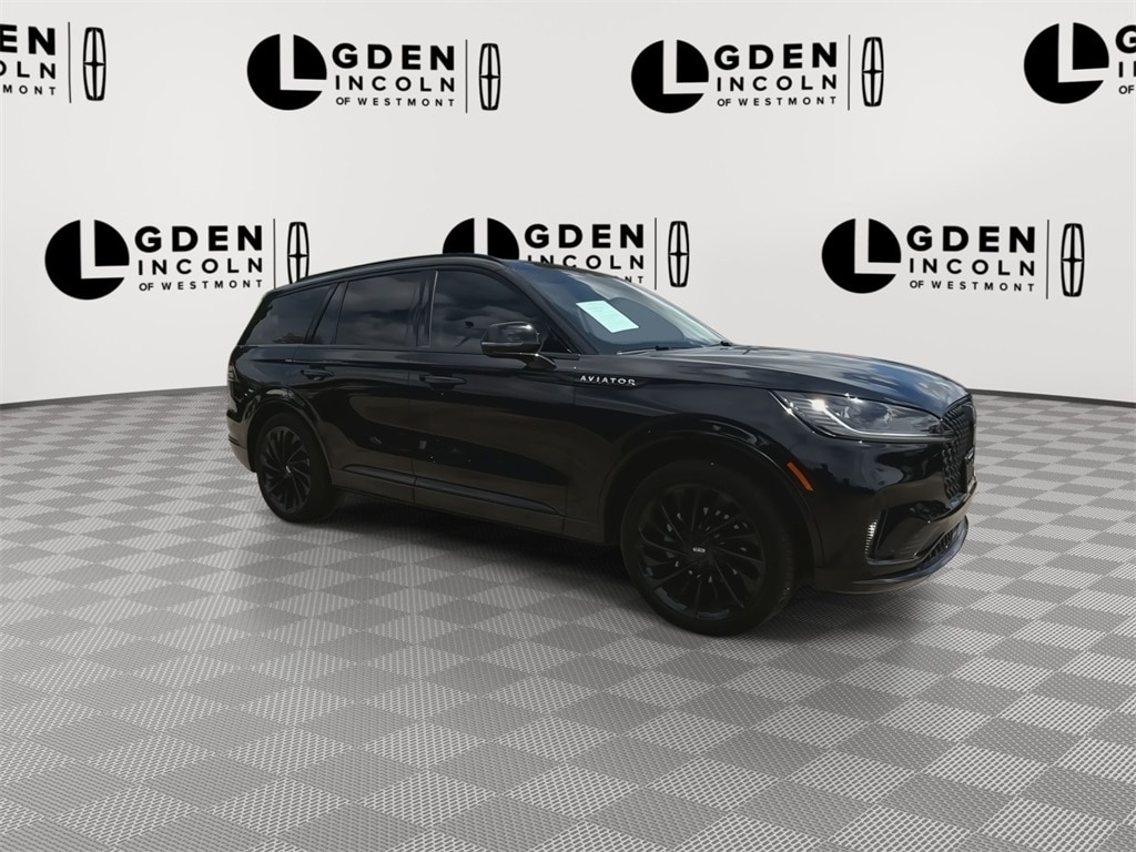 Used 2025 Lincoln Aviator Reserve with VIN 5LM5J7XCXSGL03026 for sale in Westmont, IL